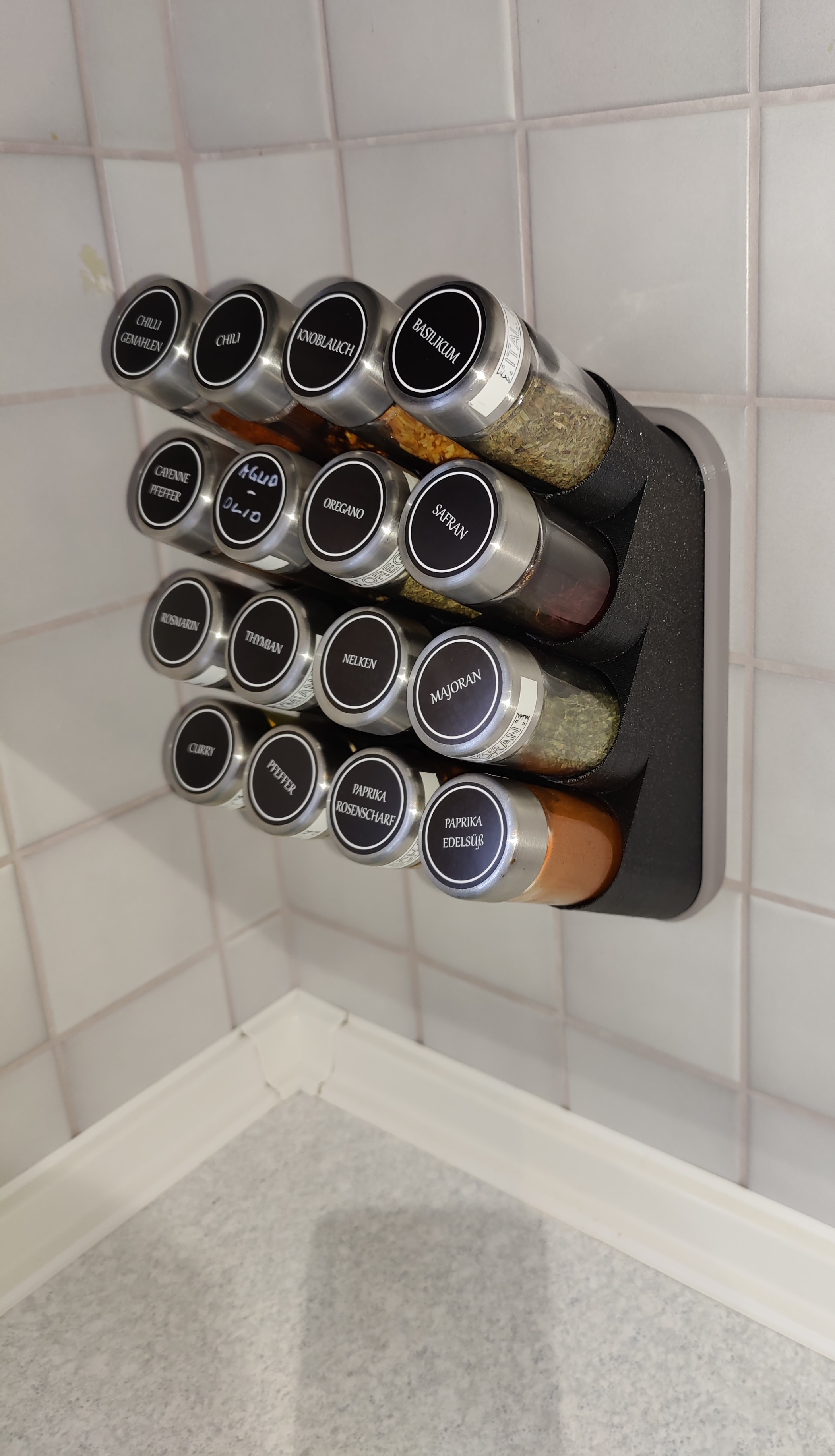 Abnehmbarer Wandhalter für Ikea Gewürzgläser ÖRTFYLLD/ Removable wall holder for Ikea spice jars ÖRTFYLLD