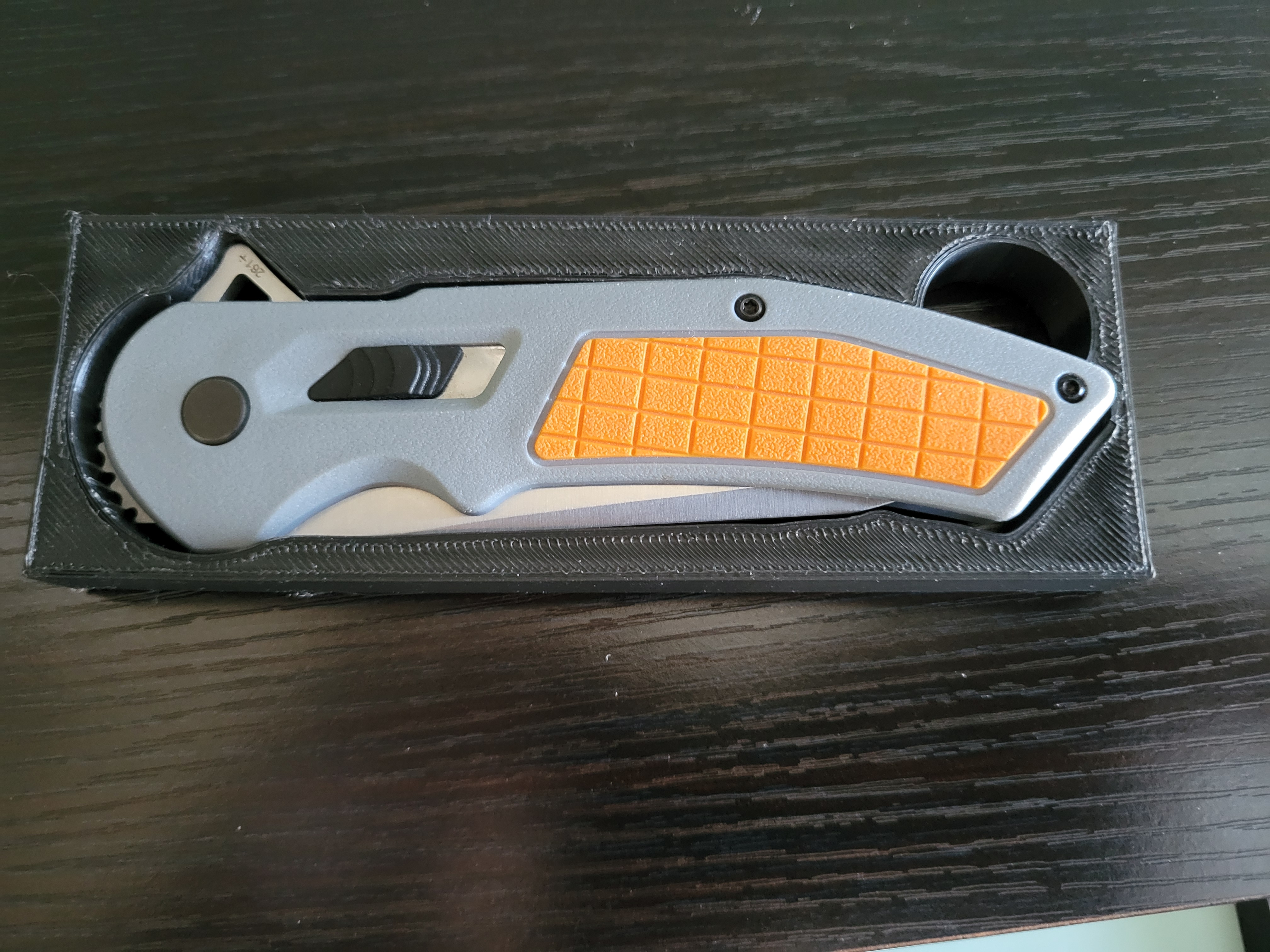 Buck Bantam knife storage