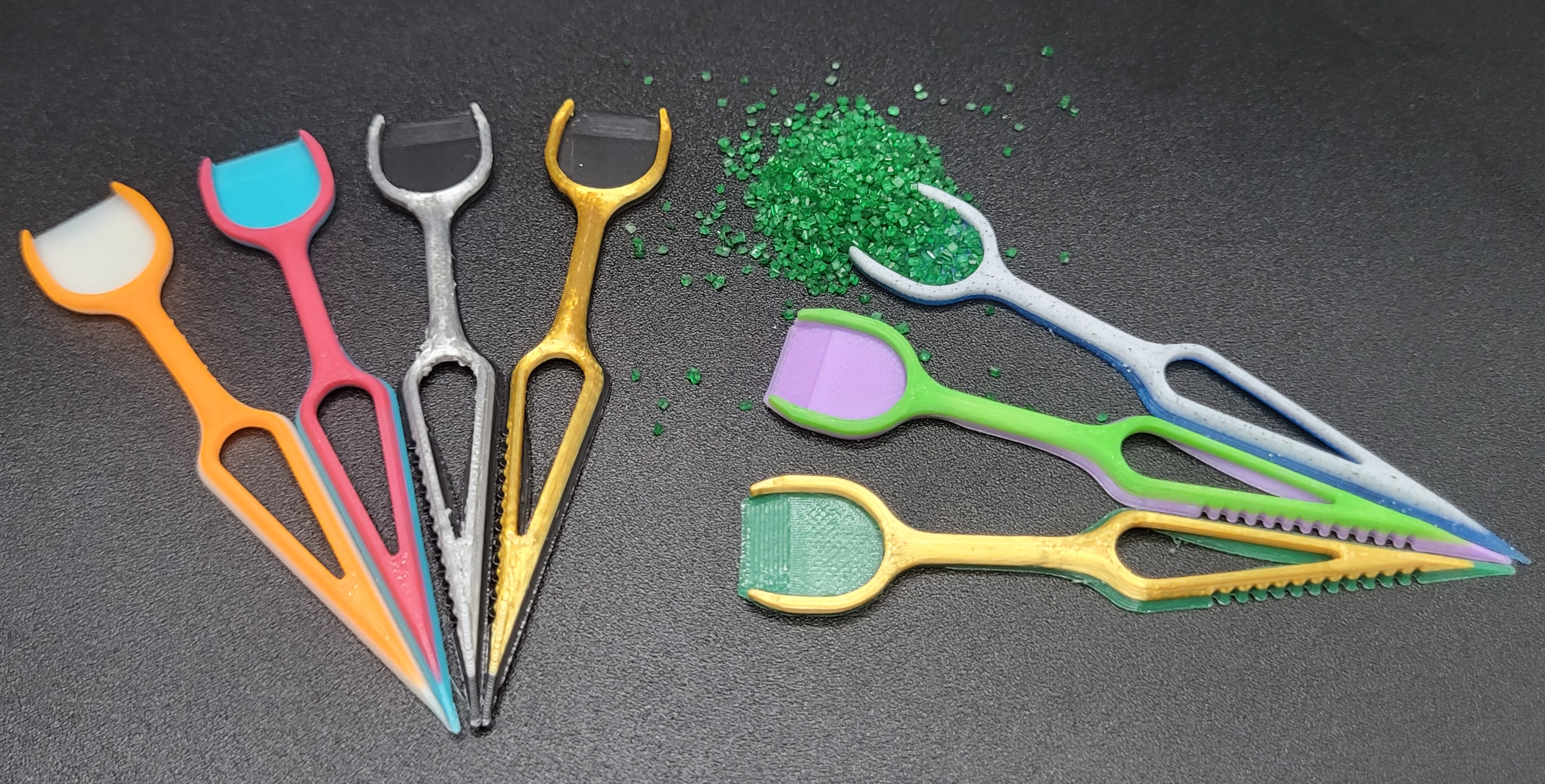 Tactical Herb Shovel: Bowl Scoop + Tick Remover + Serrated Edge
