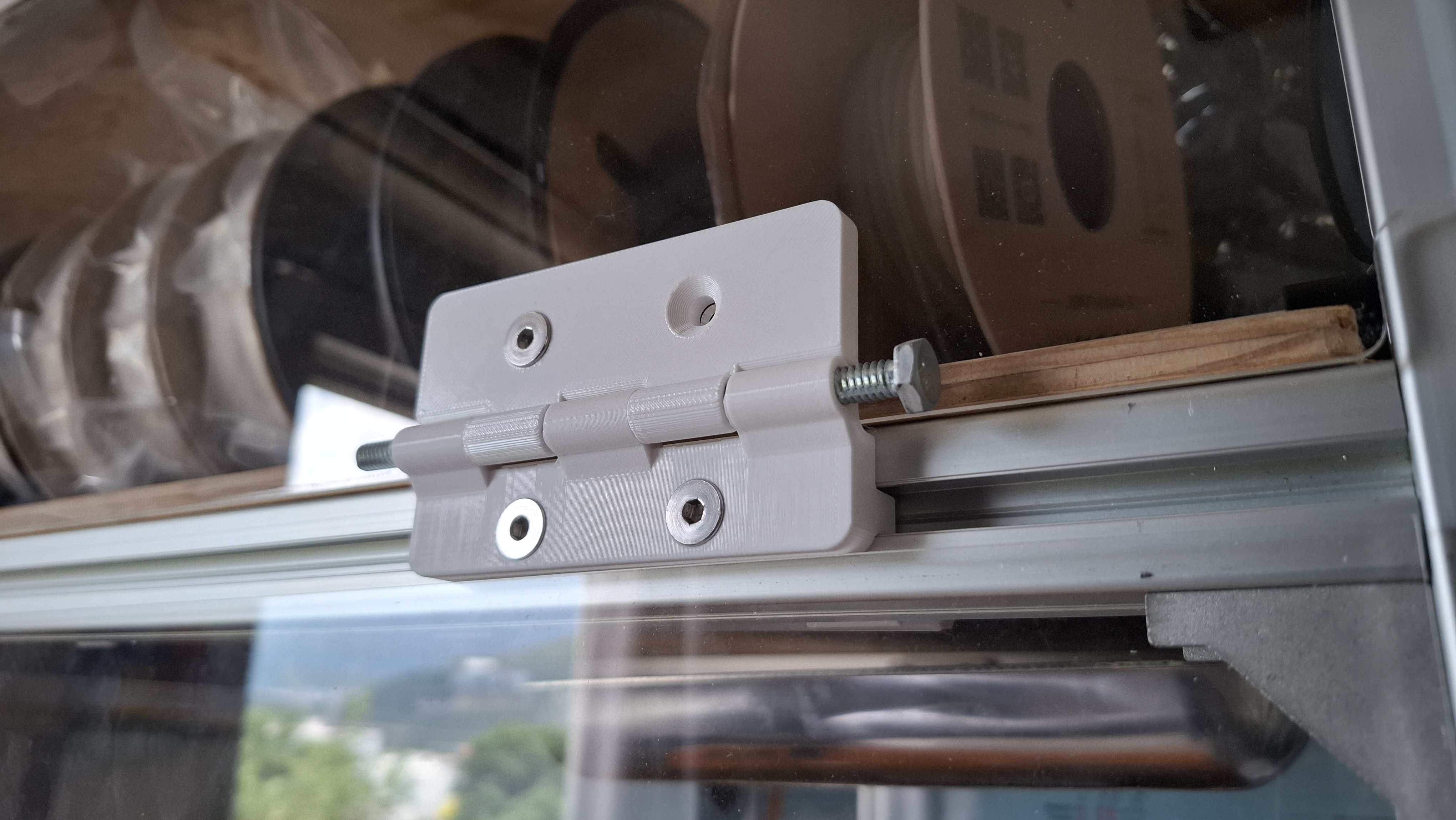 Bisagra para puerta de acrilico