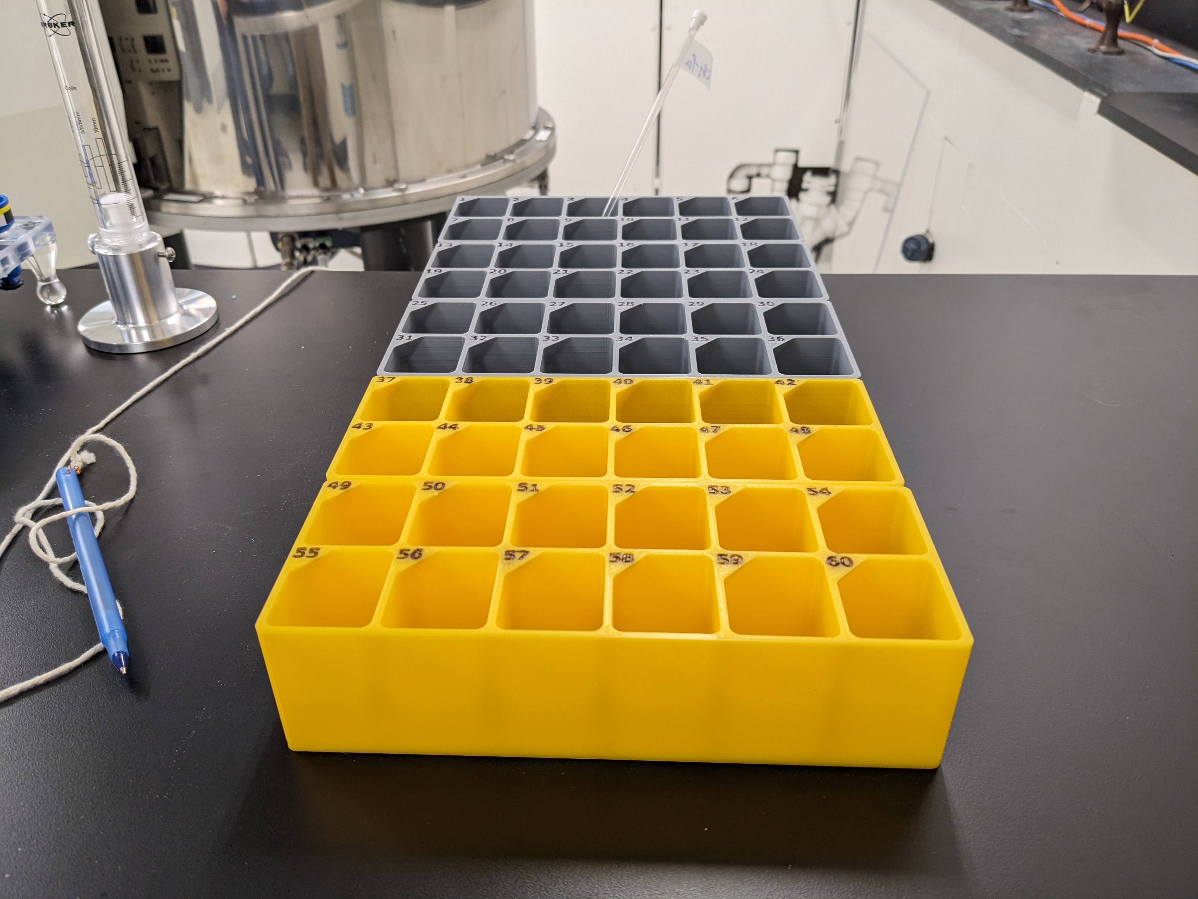 NMR sample return tray #2