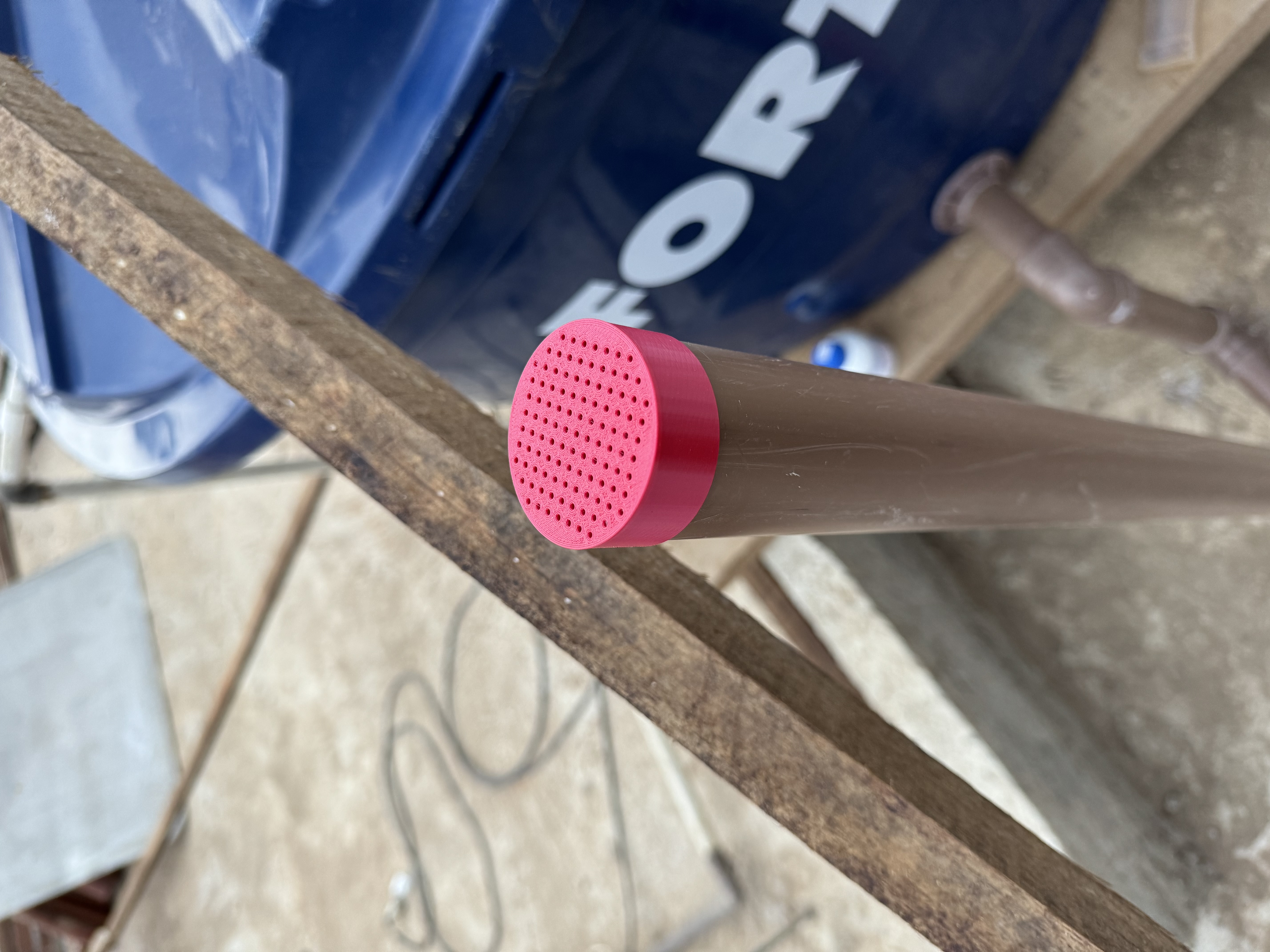 Tampa com furos 50mm para cano PVC