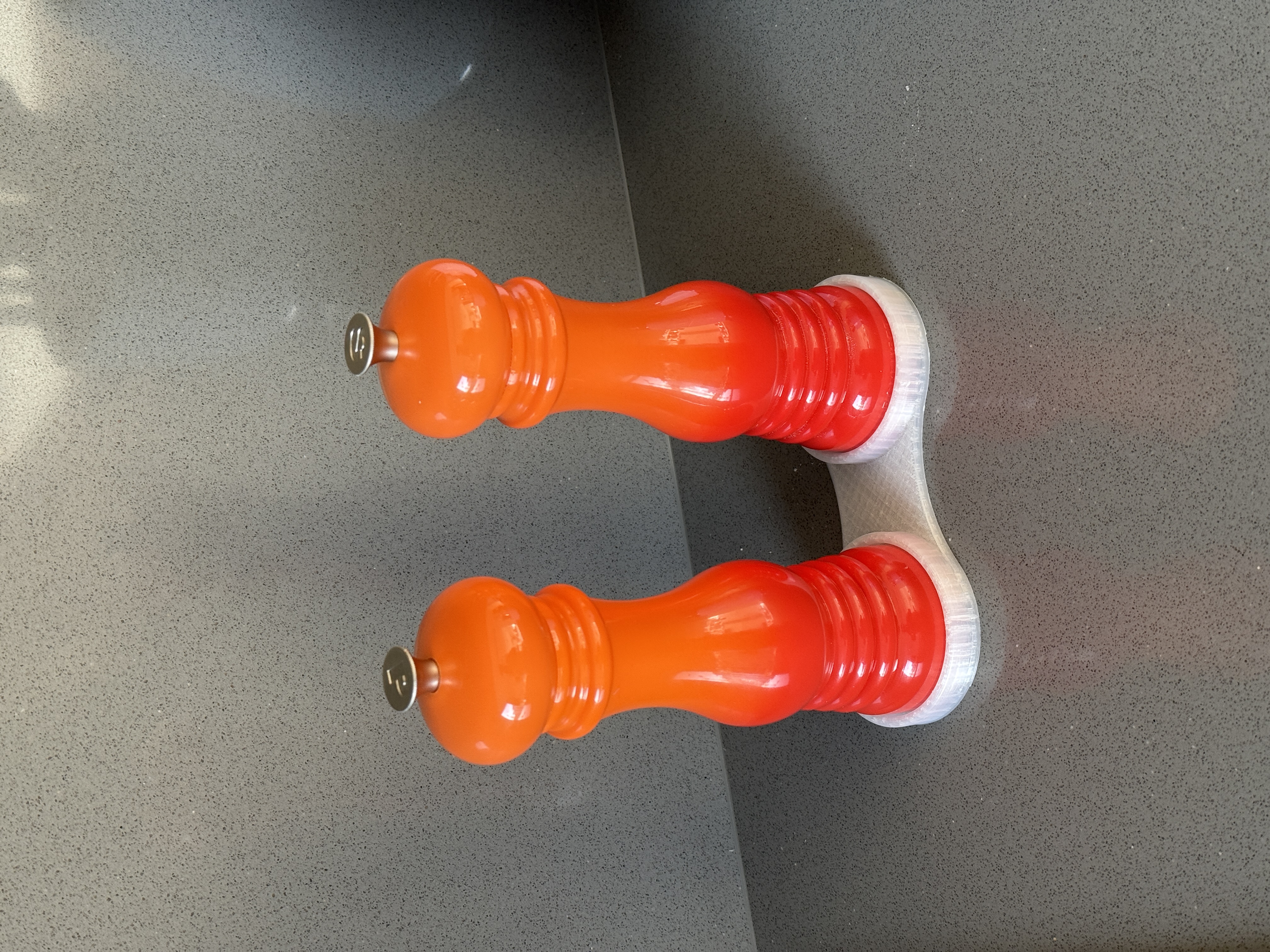 Le Creuset Salt & Pepper stand