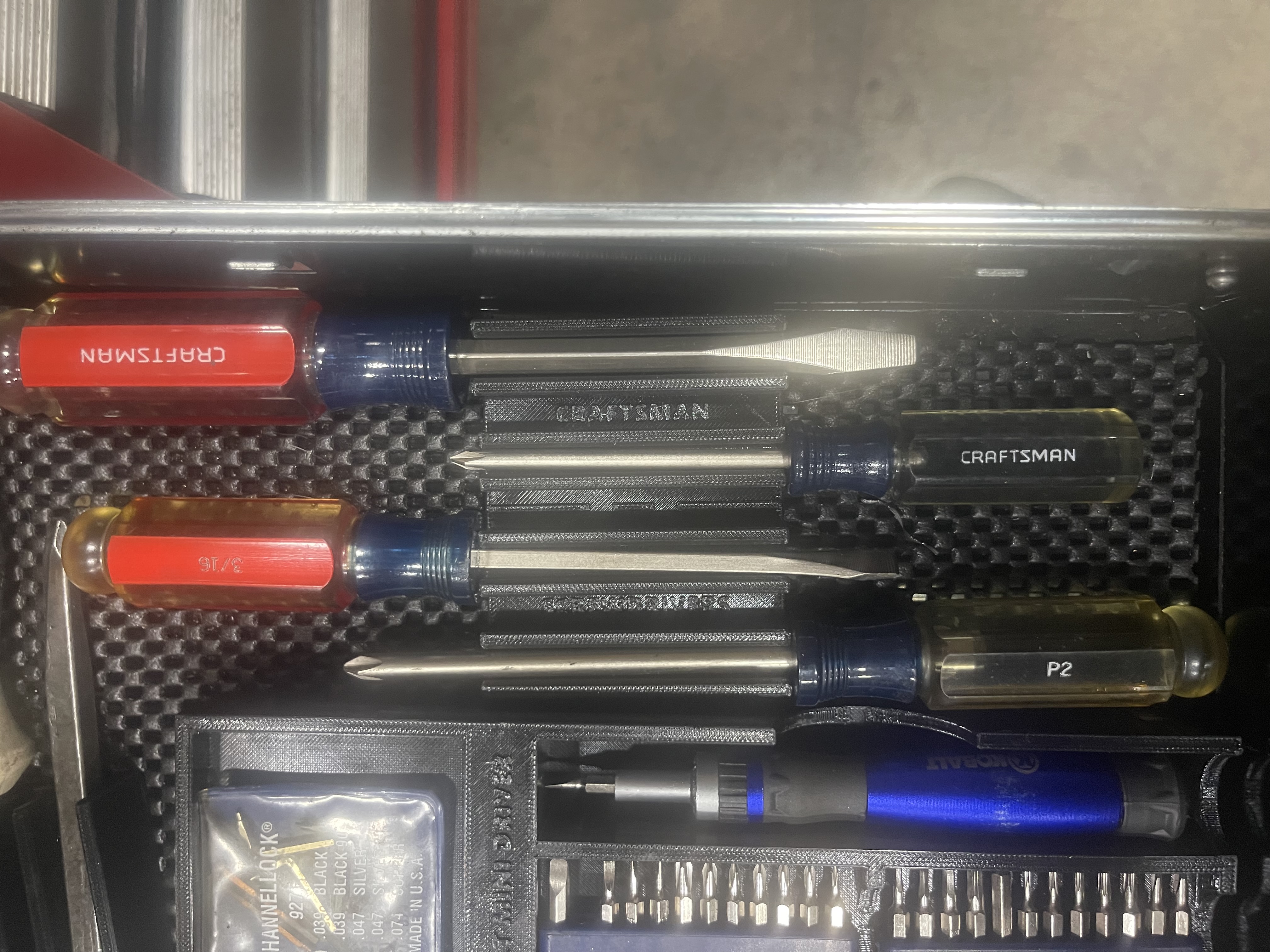 CRAFSTMAN SCREWDRIVER HOLDER ORGANIZER