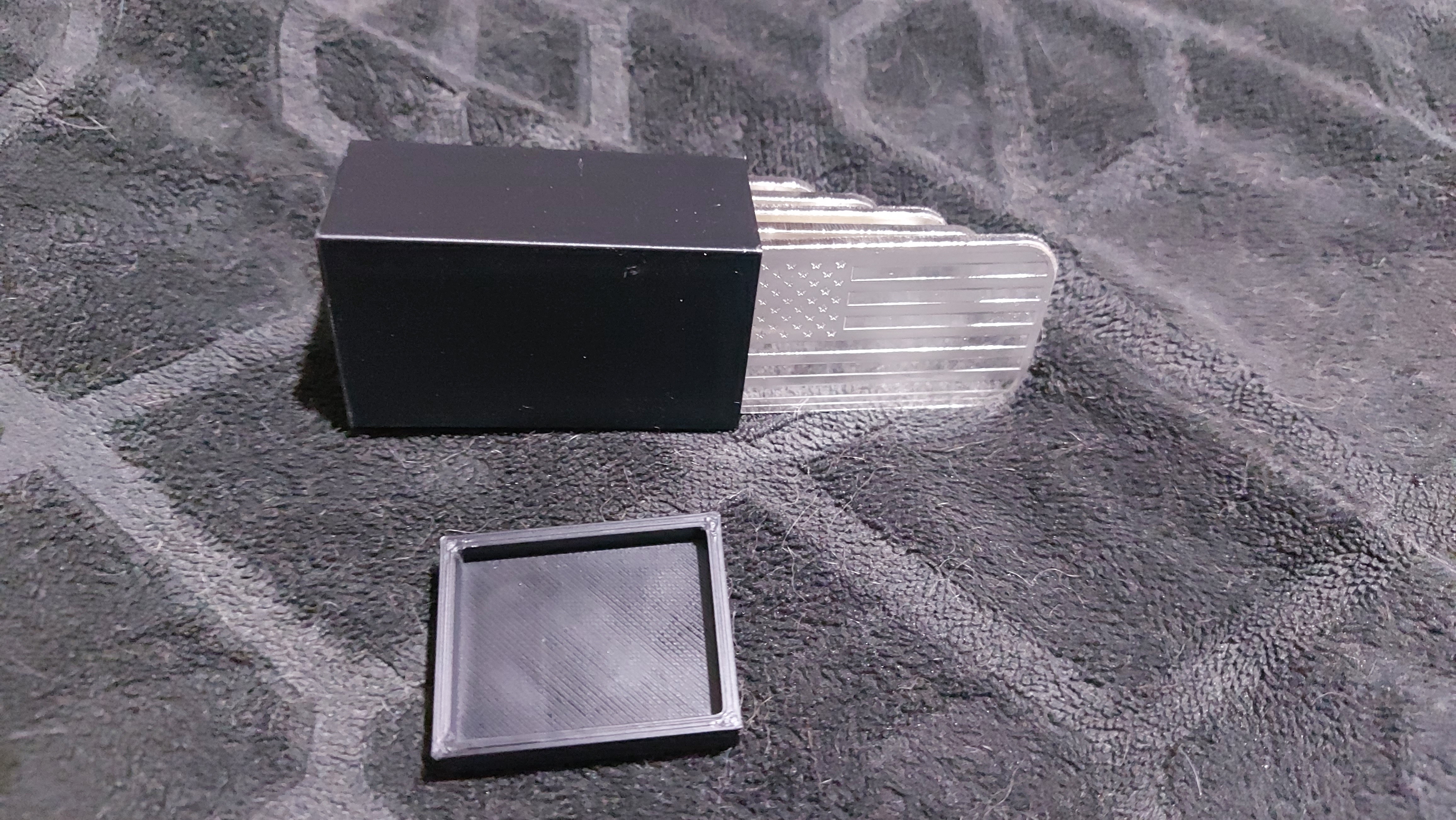 Holder for 5 bars of 1oz silver