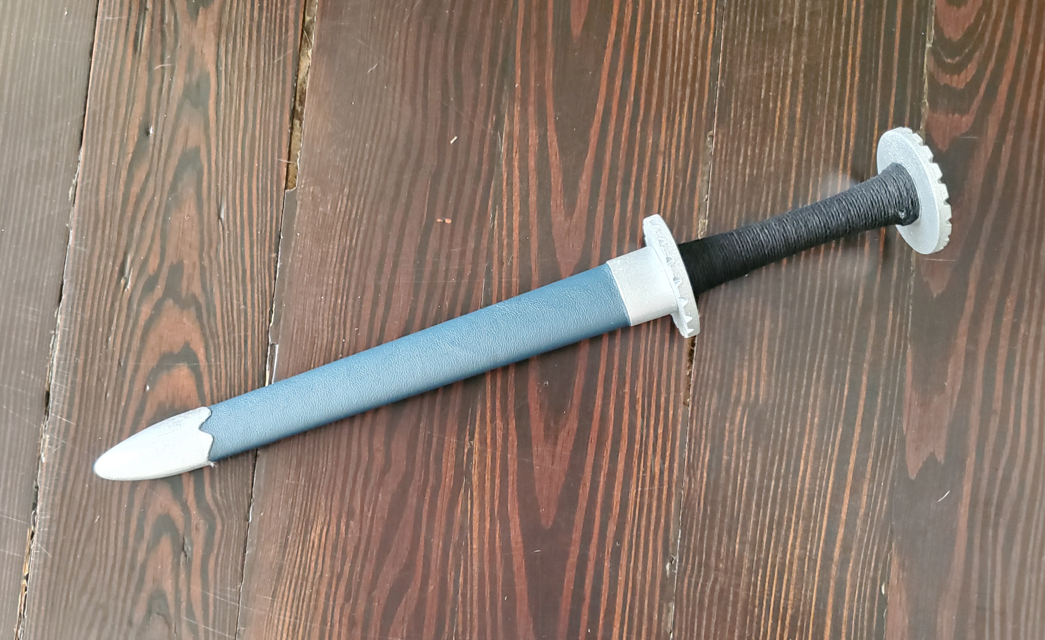 Rondel Dagger Prop for LARP (no blade)