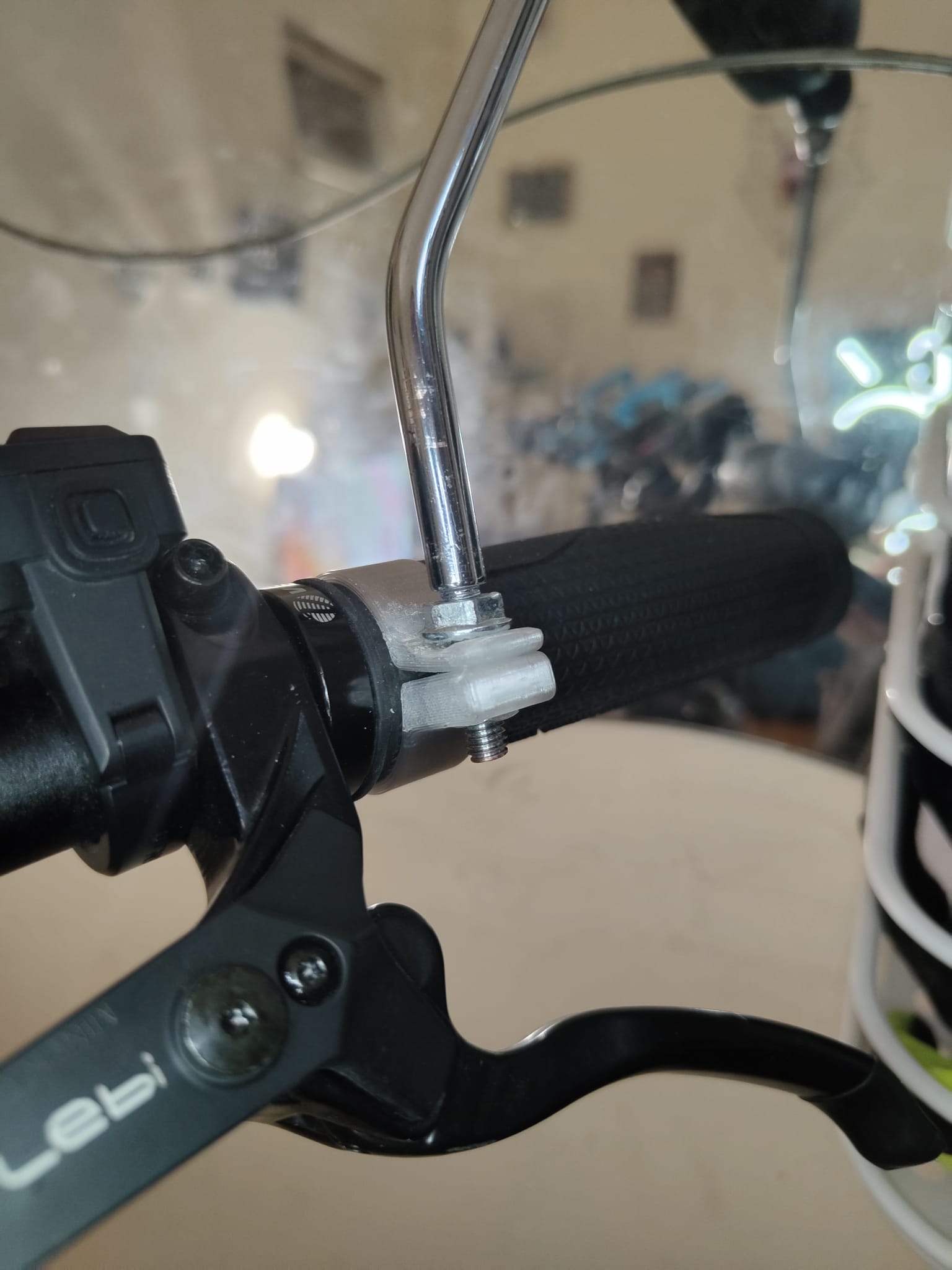 Bycicle handlebar mirror attachement hook