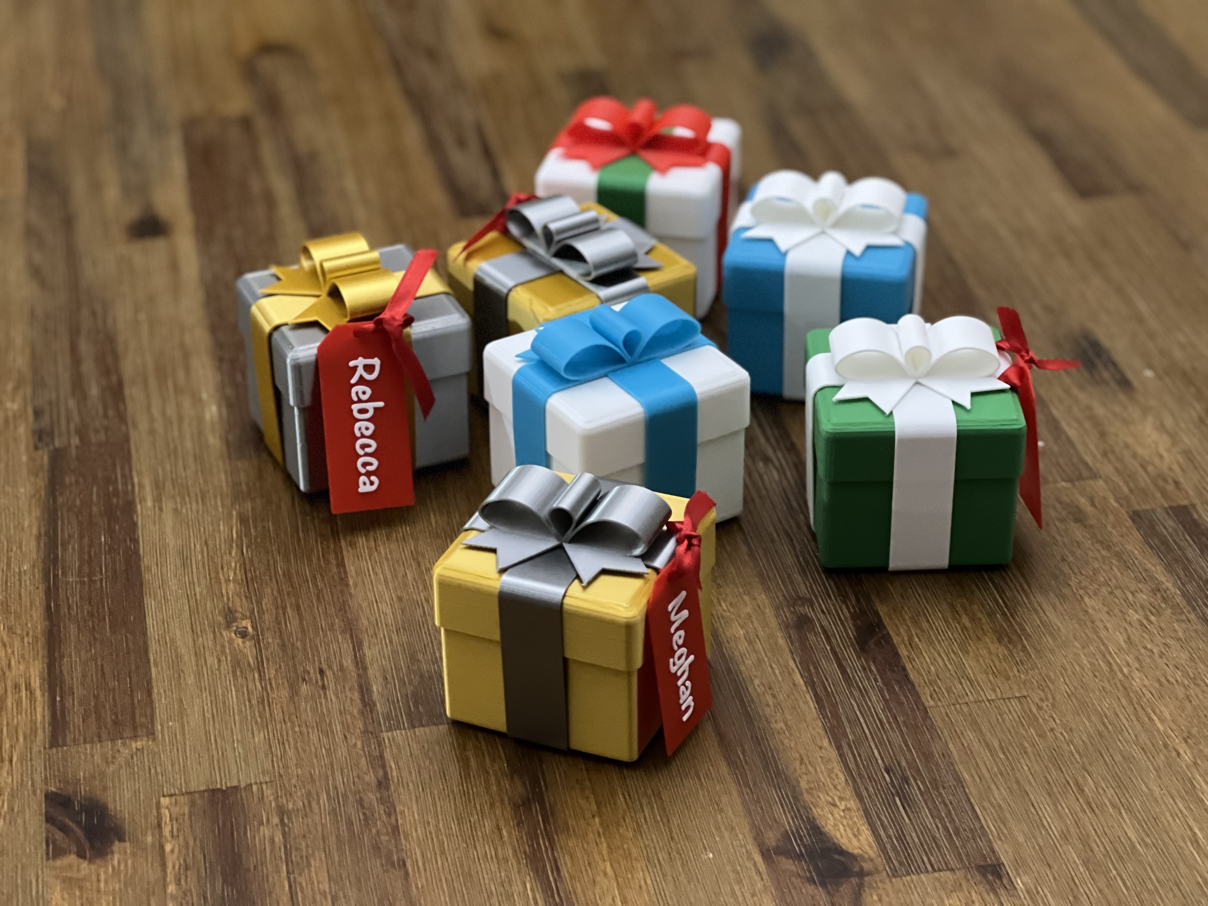 Cute gift-card-sized gift box