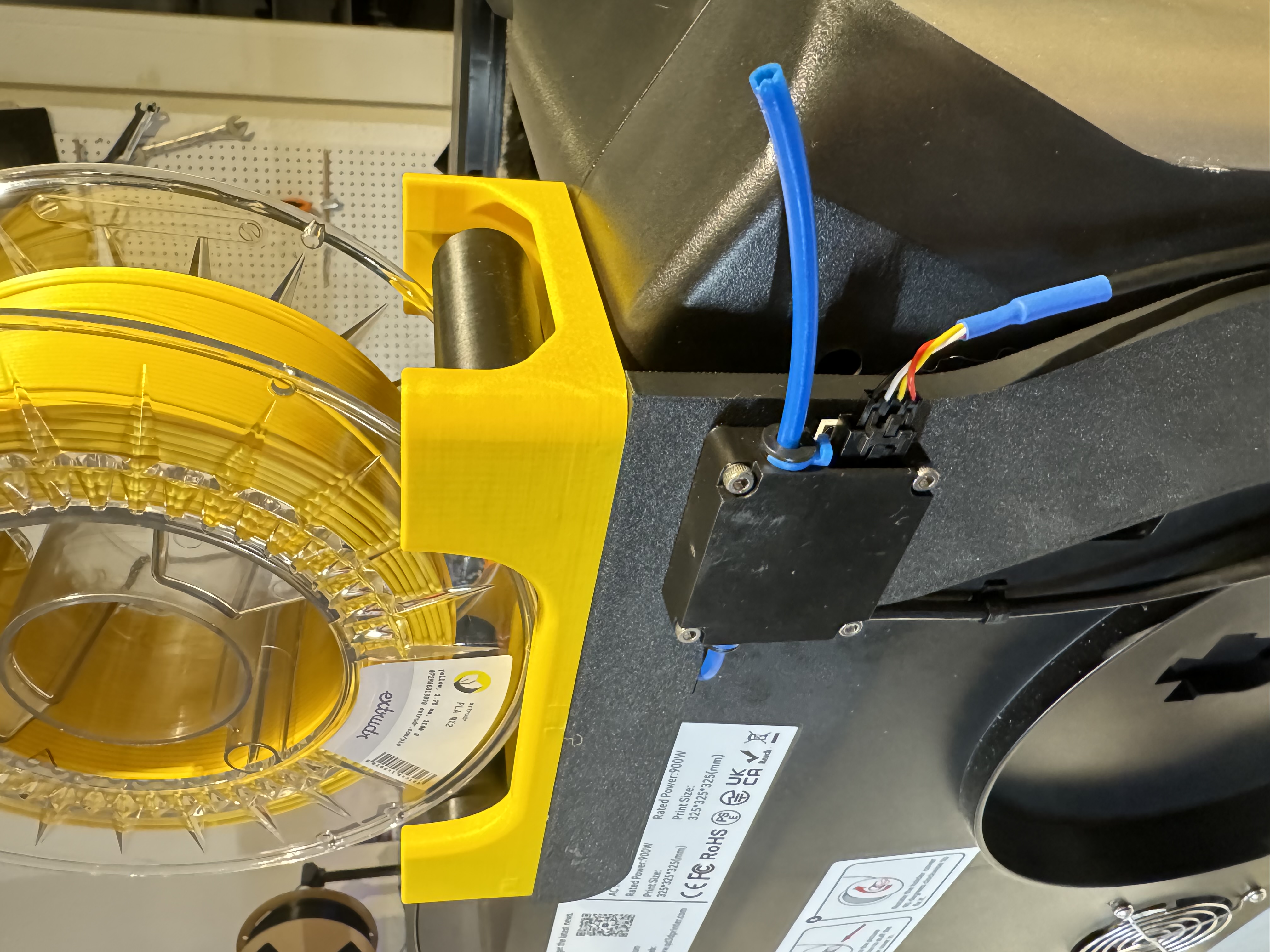 QIDI X-Max 3 top mounted spoolholder with runout sensor relocation