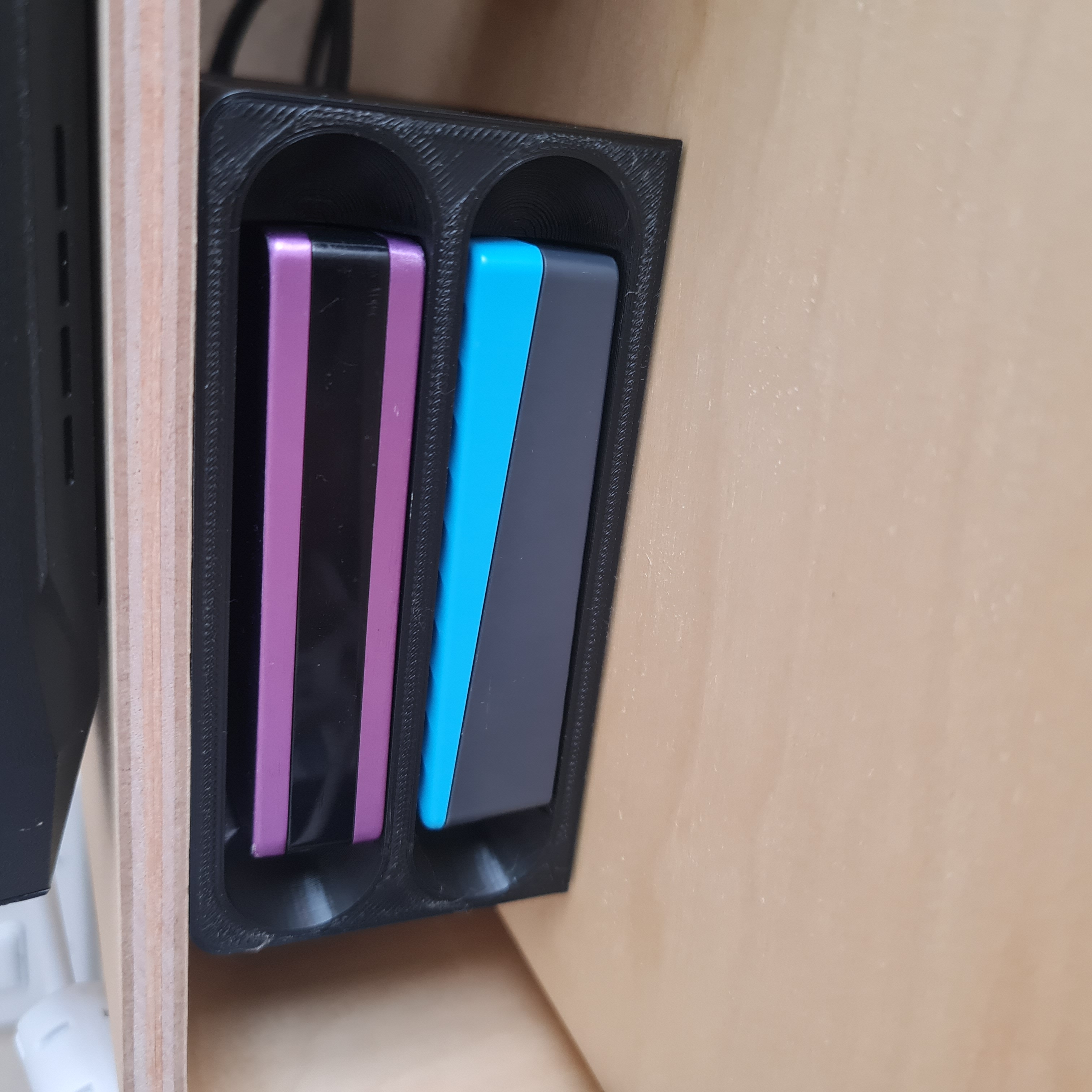 Hard Drive Storage for IKEA Vattenkar Laptop/Monitor Stand