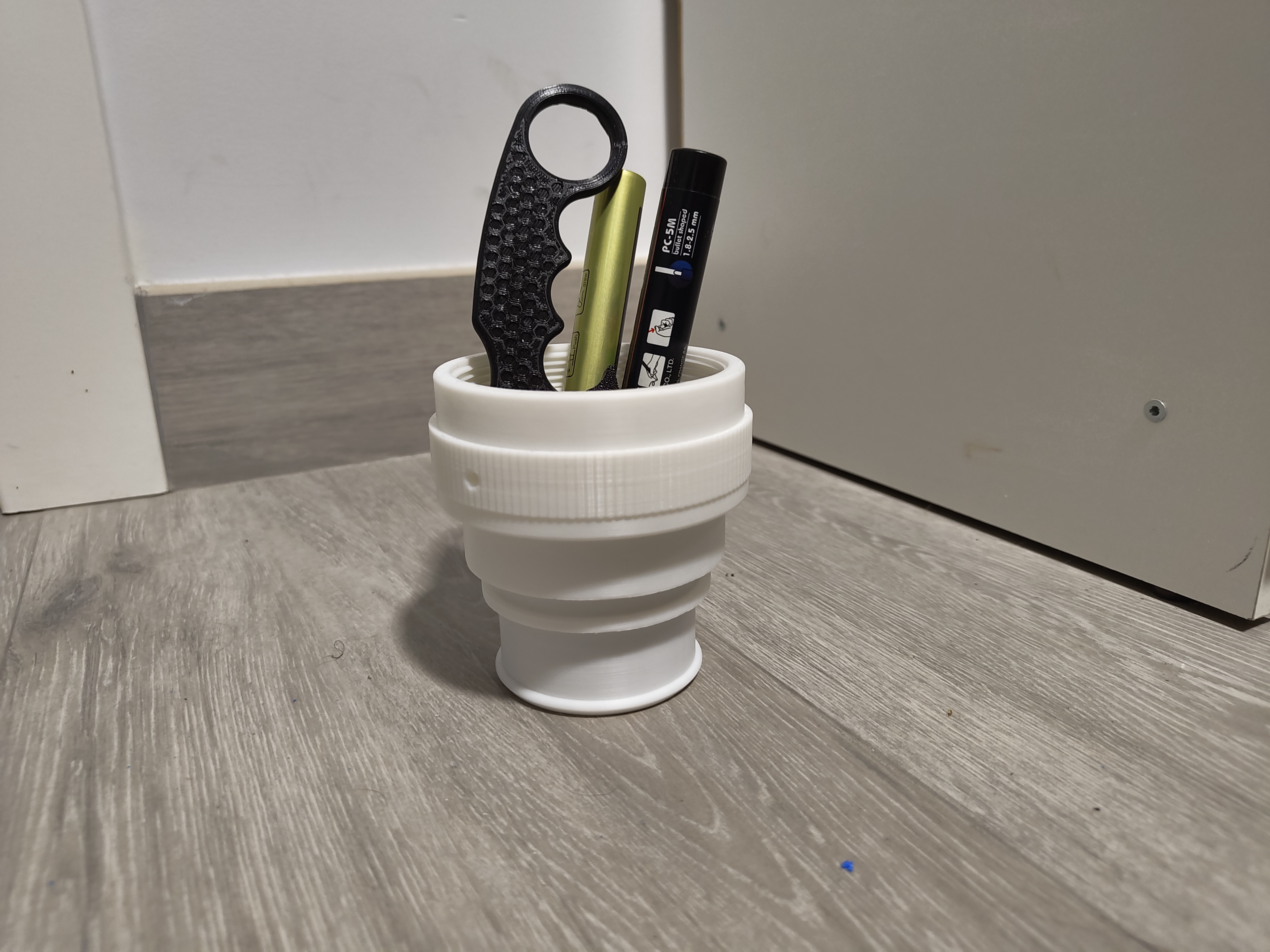 Portalápices / penholder Backshell