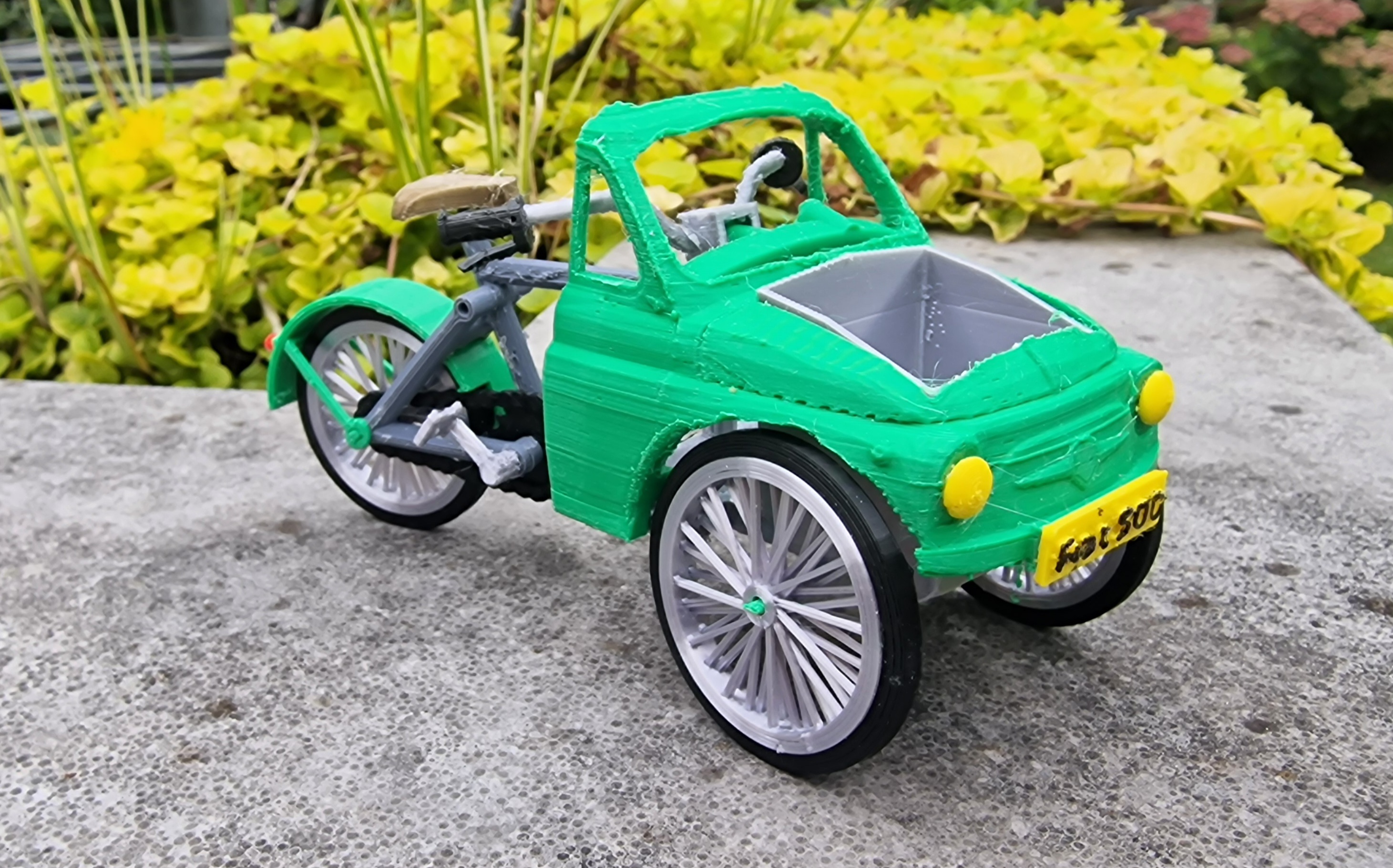 Tricycle Fiat 500 (model2 of 5) Designer Ed van der Heijden.