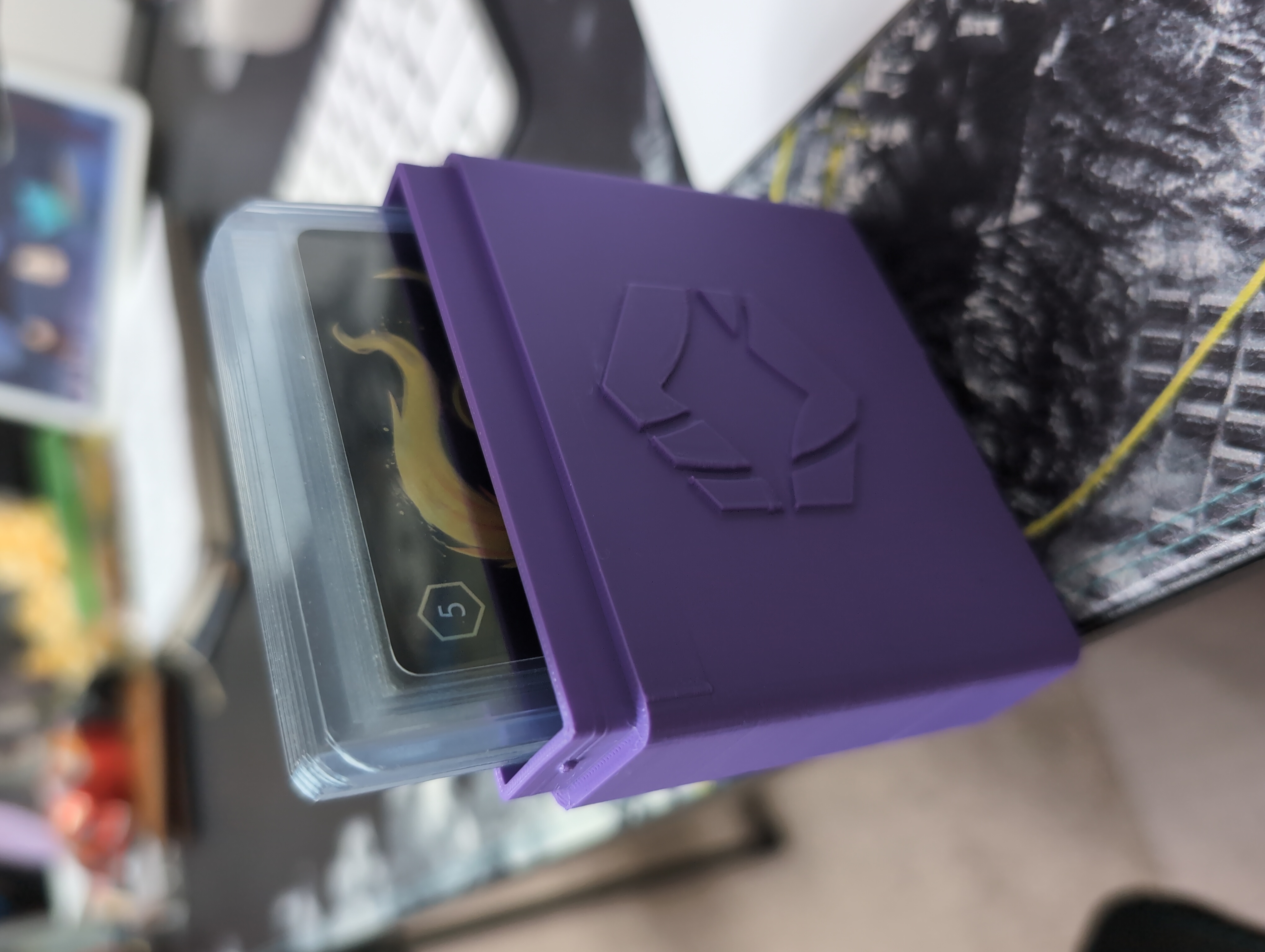 Enchanted Toploader Lorcana Card Case - Click Top