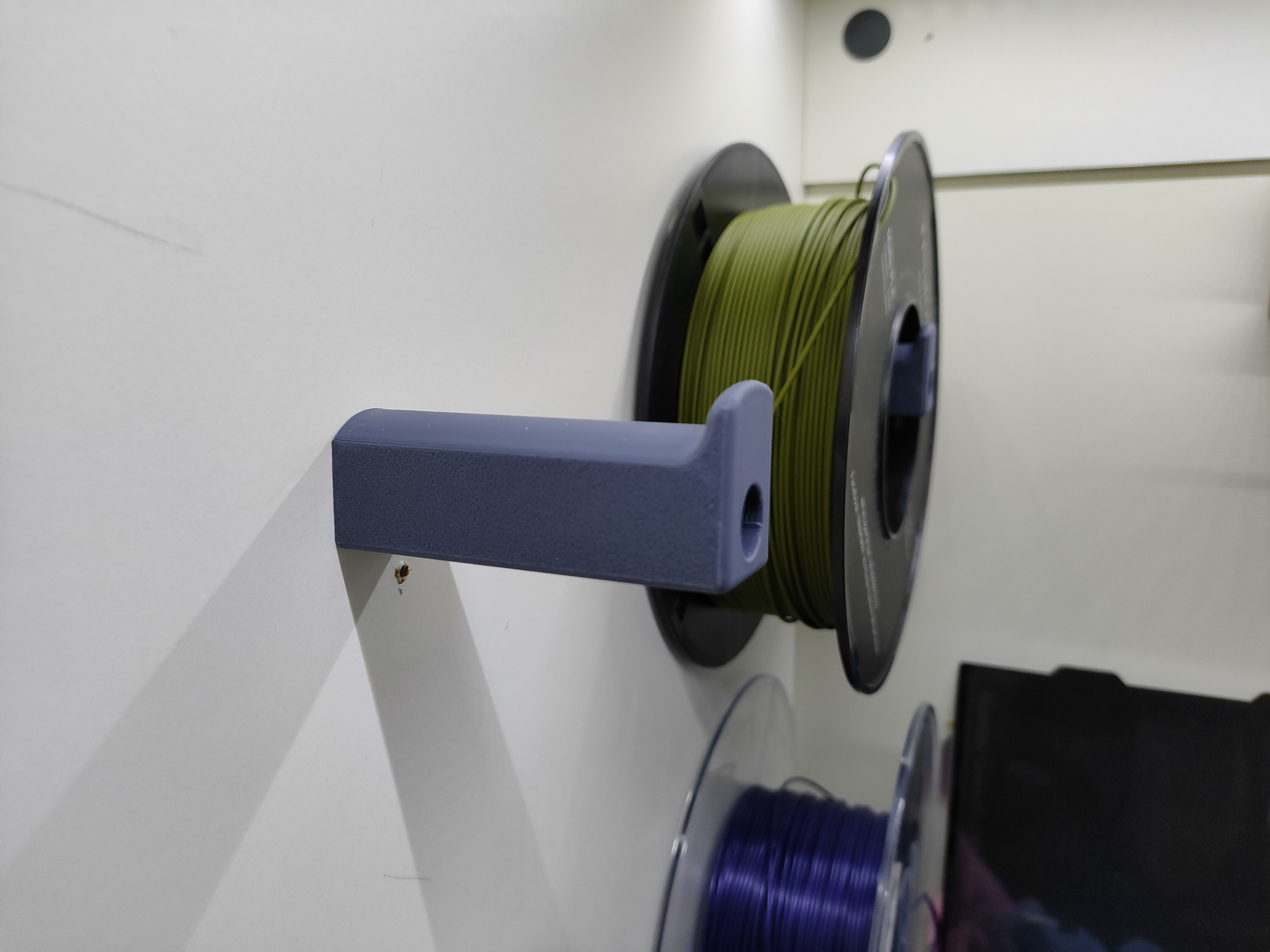 Filament reel spool wall storage mount
