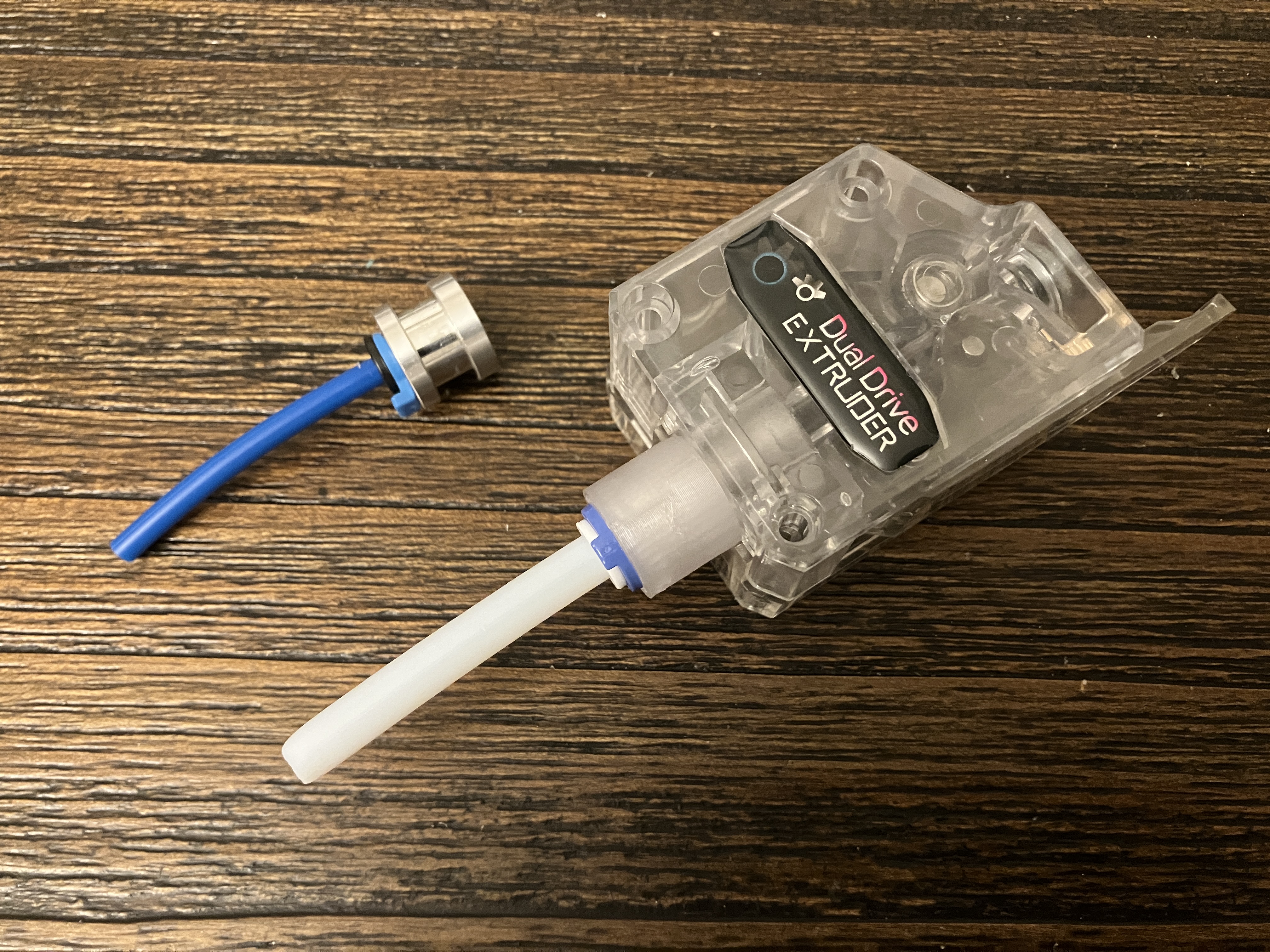 Ultimaker 6.35mm (0.25") Bowden Tube Pneumatic Fitting and Coupler Adapter for DDG/DDE style Dual Gear Extruders