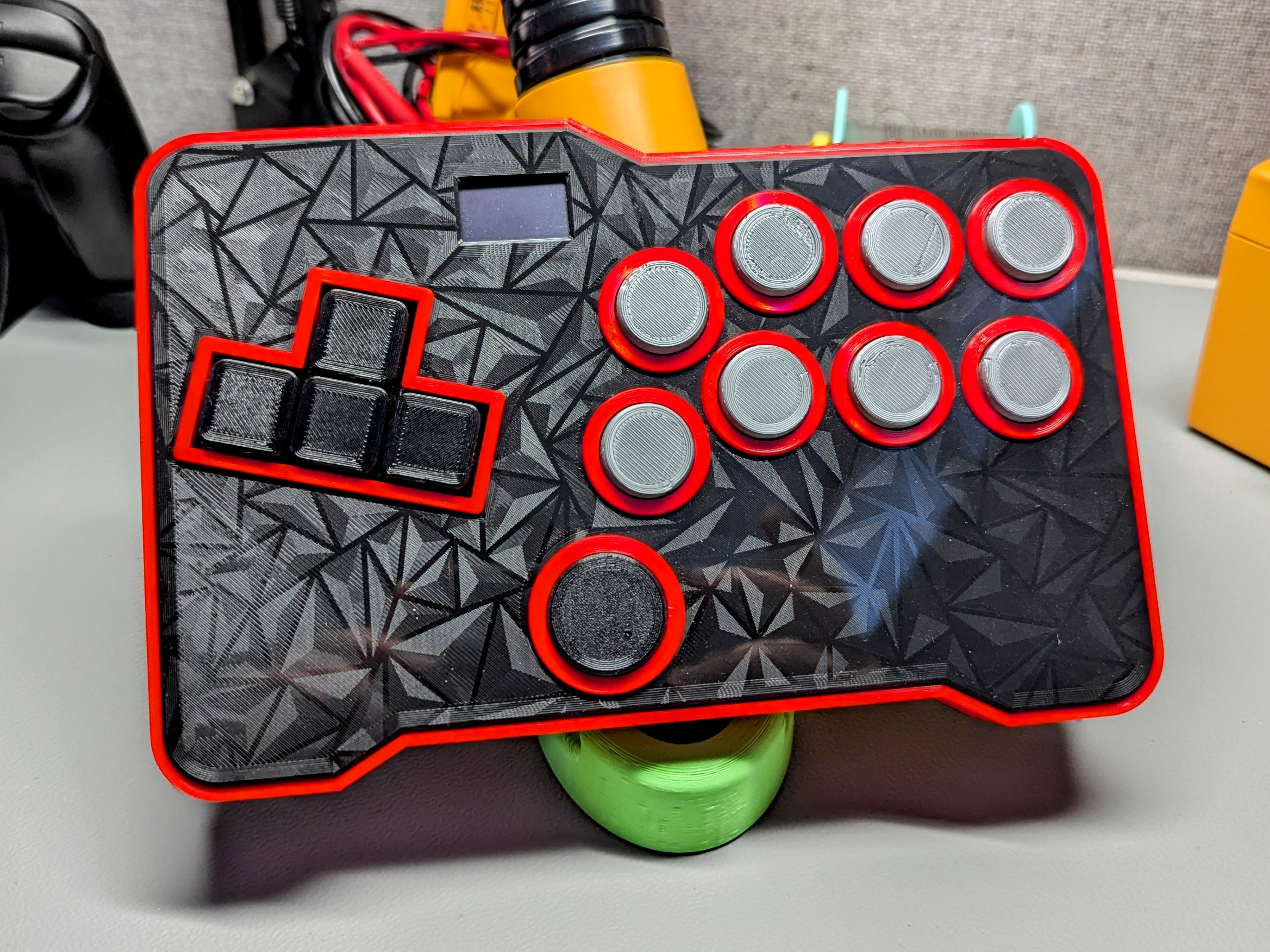 Compact Mixbox Controller REMIX