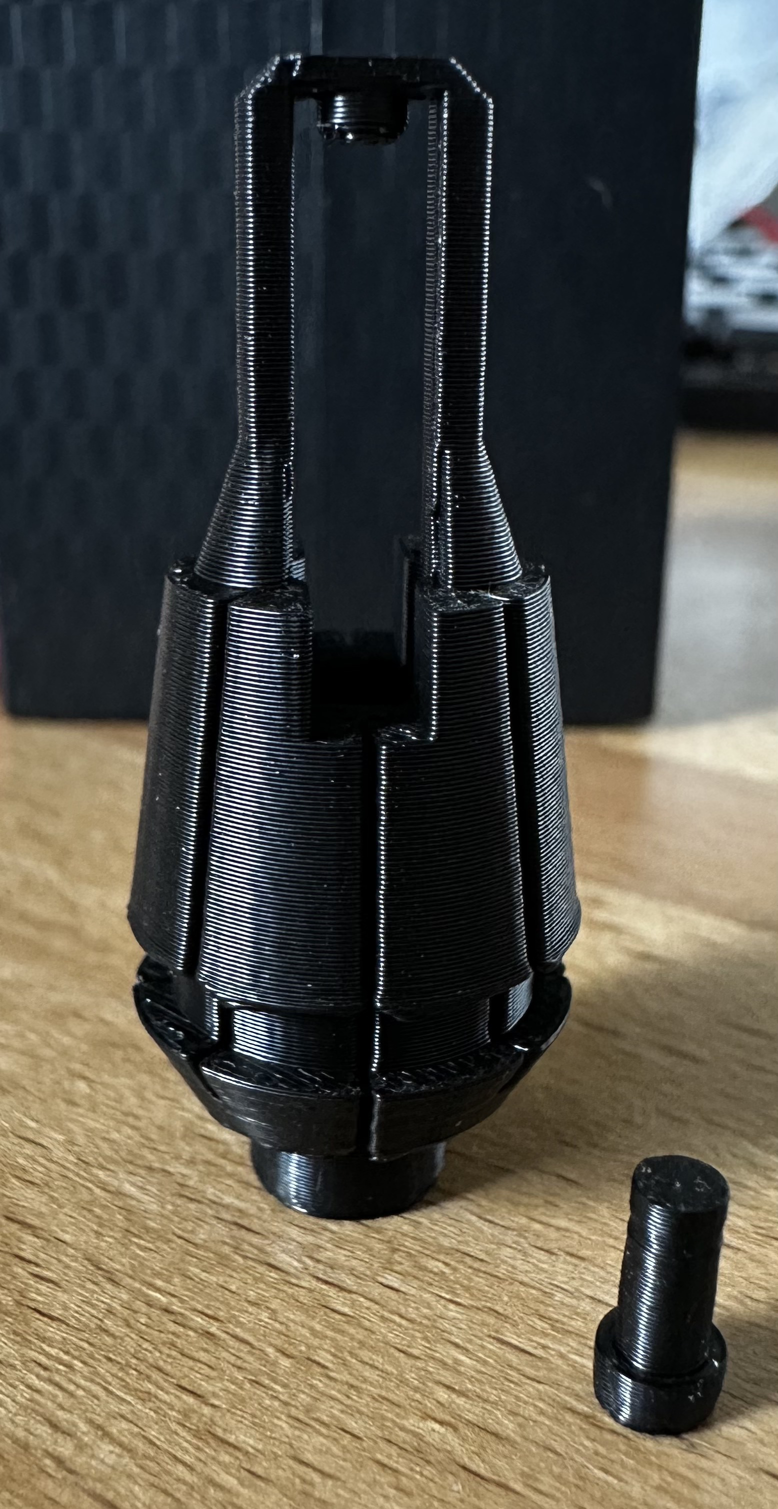 Spring loaded engraver bit for ER16 collet (ER11 to ER16 remix)