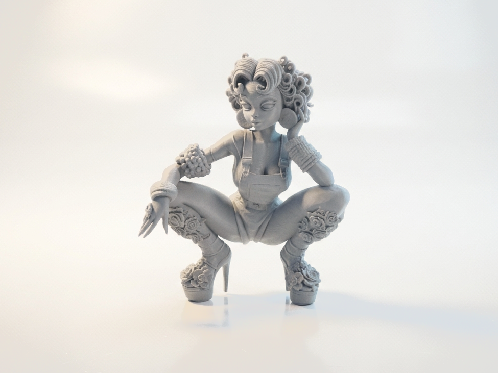 Squatting Lady Figurine Female Character 3D Printable
