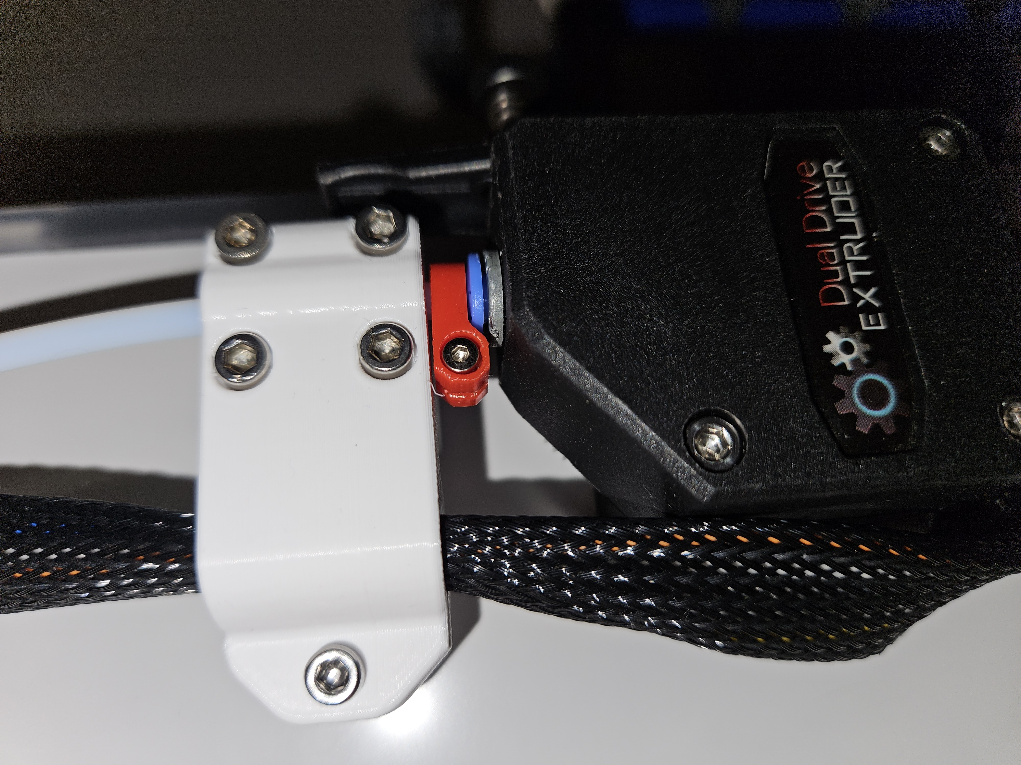 Teflon tube mini clamp & sliding retainer