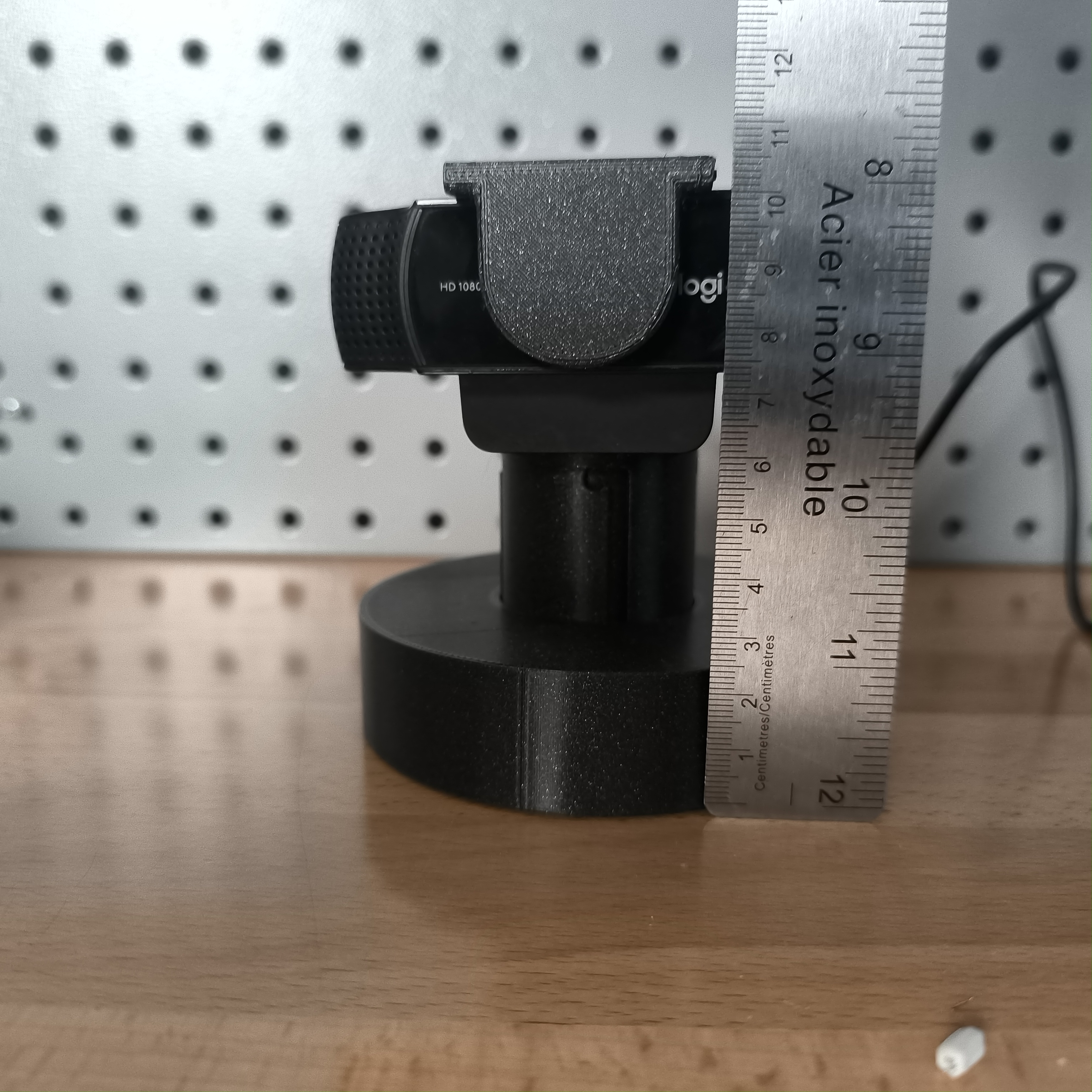Collapsible telescoping webcam stand