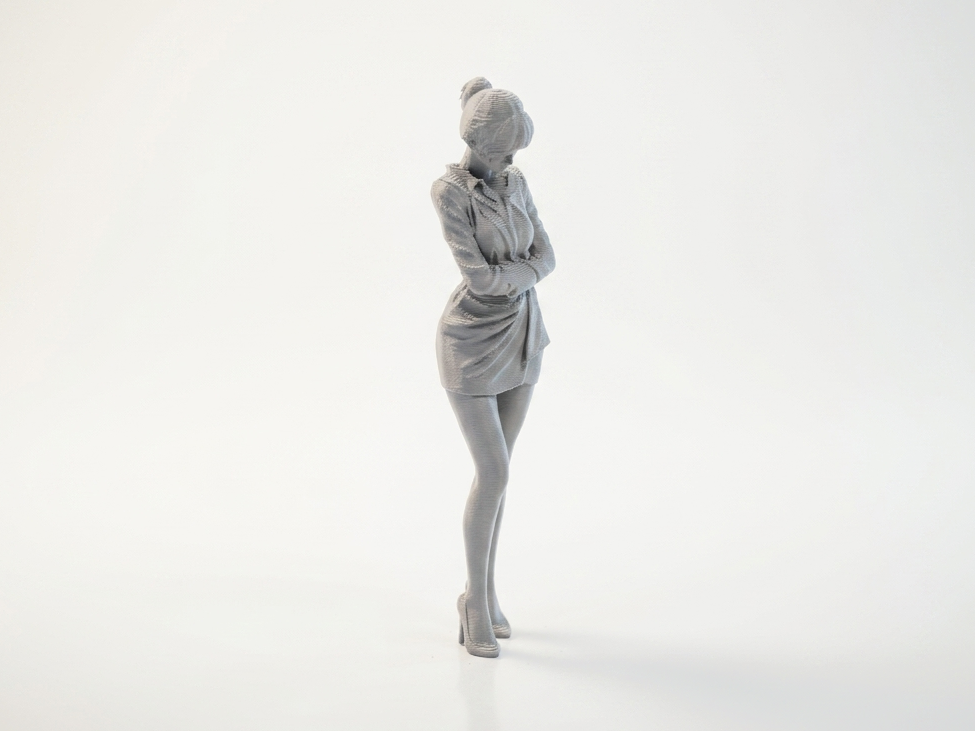 Lady In Gown Crossed Arms Figurine 3D Printable