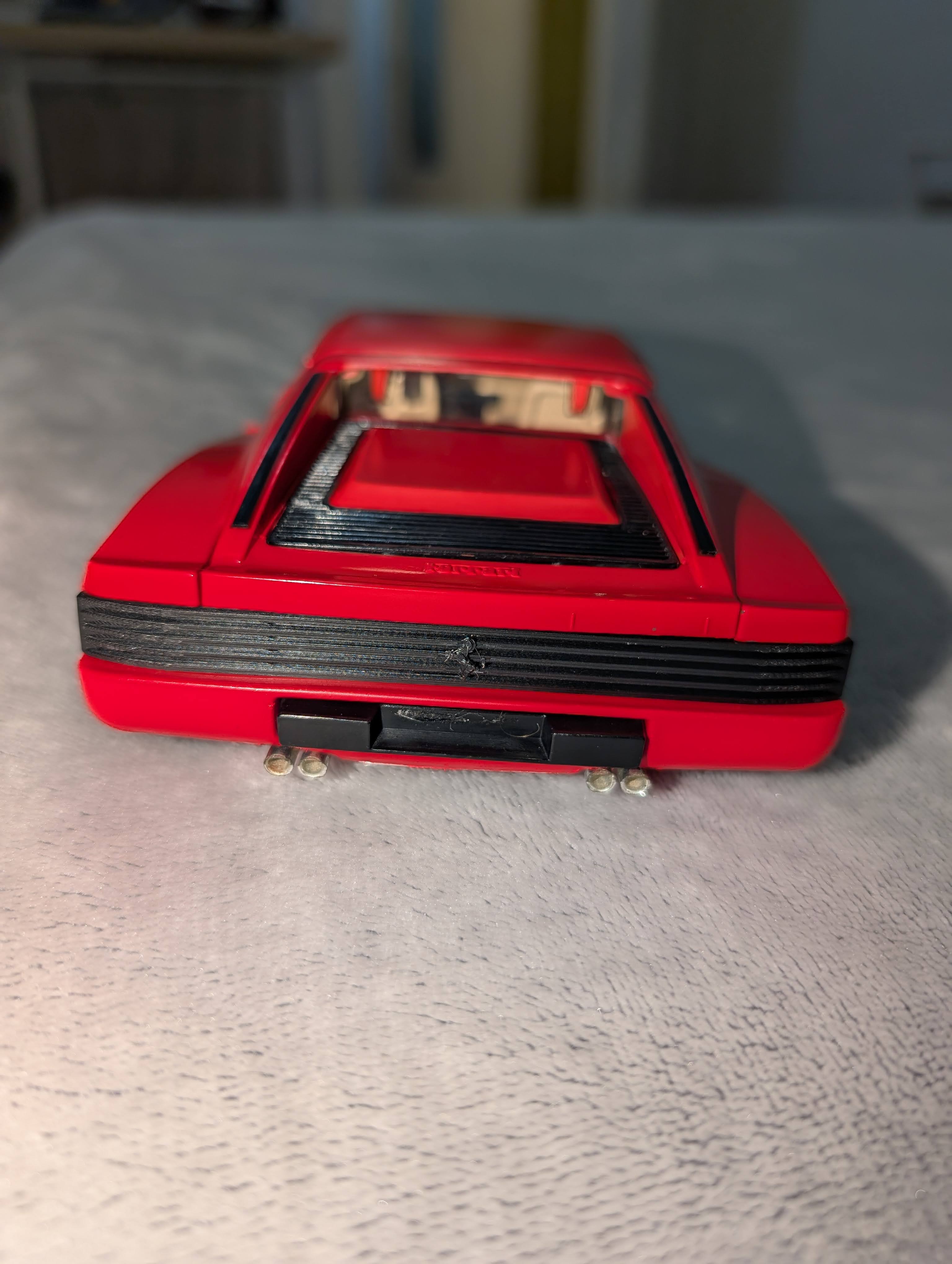 Bburago Ferrari Testarossa 1/18 rear grill