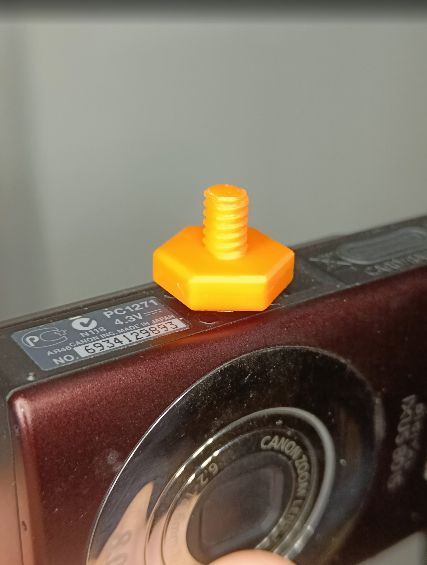 1/4-20 UNC Withworth male to male camera/tripod screw