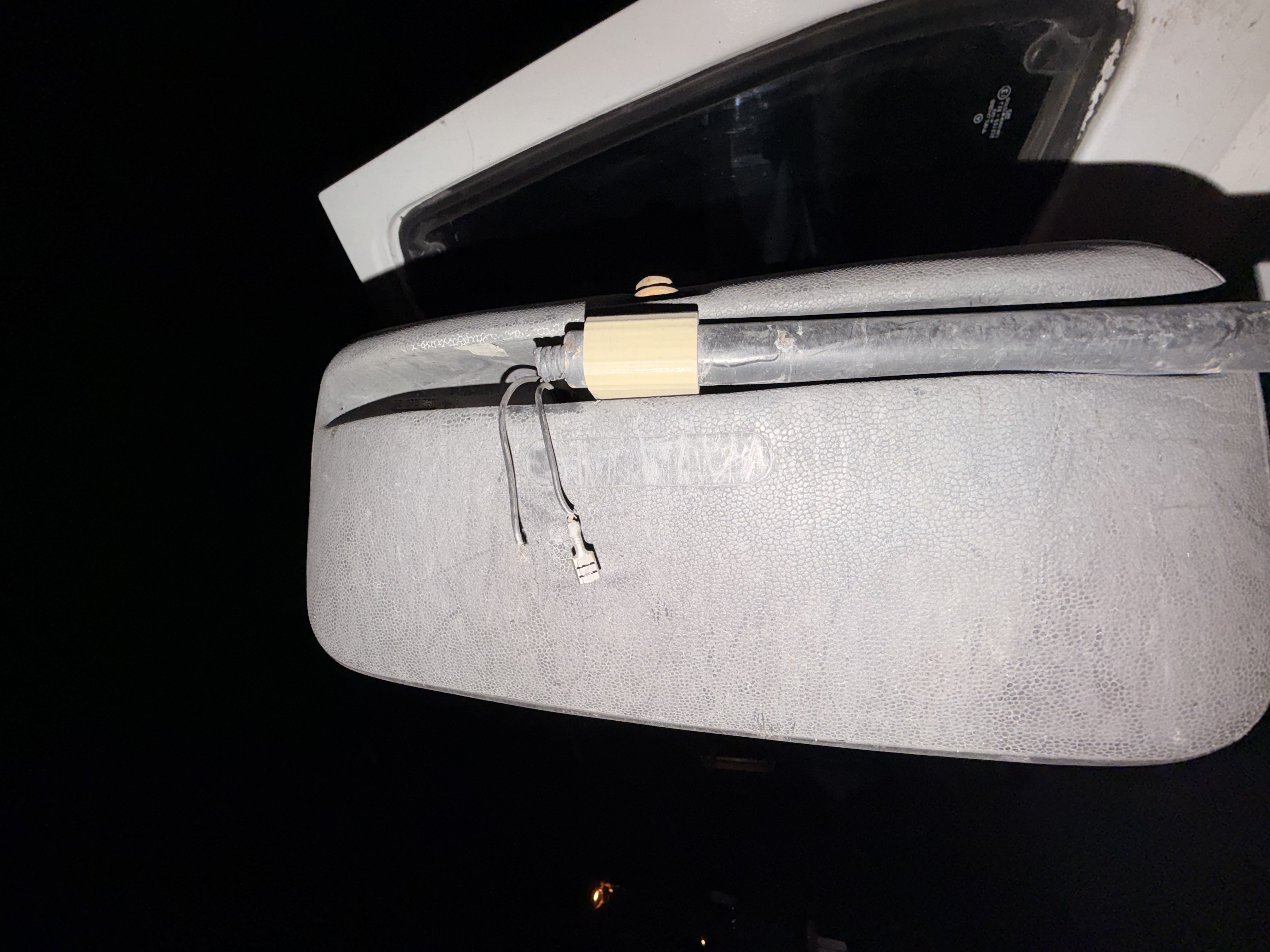 Mercedes-Benz 709 (1994) Mirror Mount