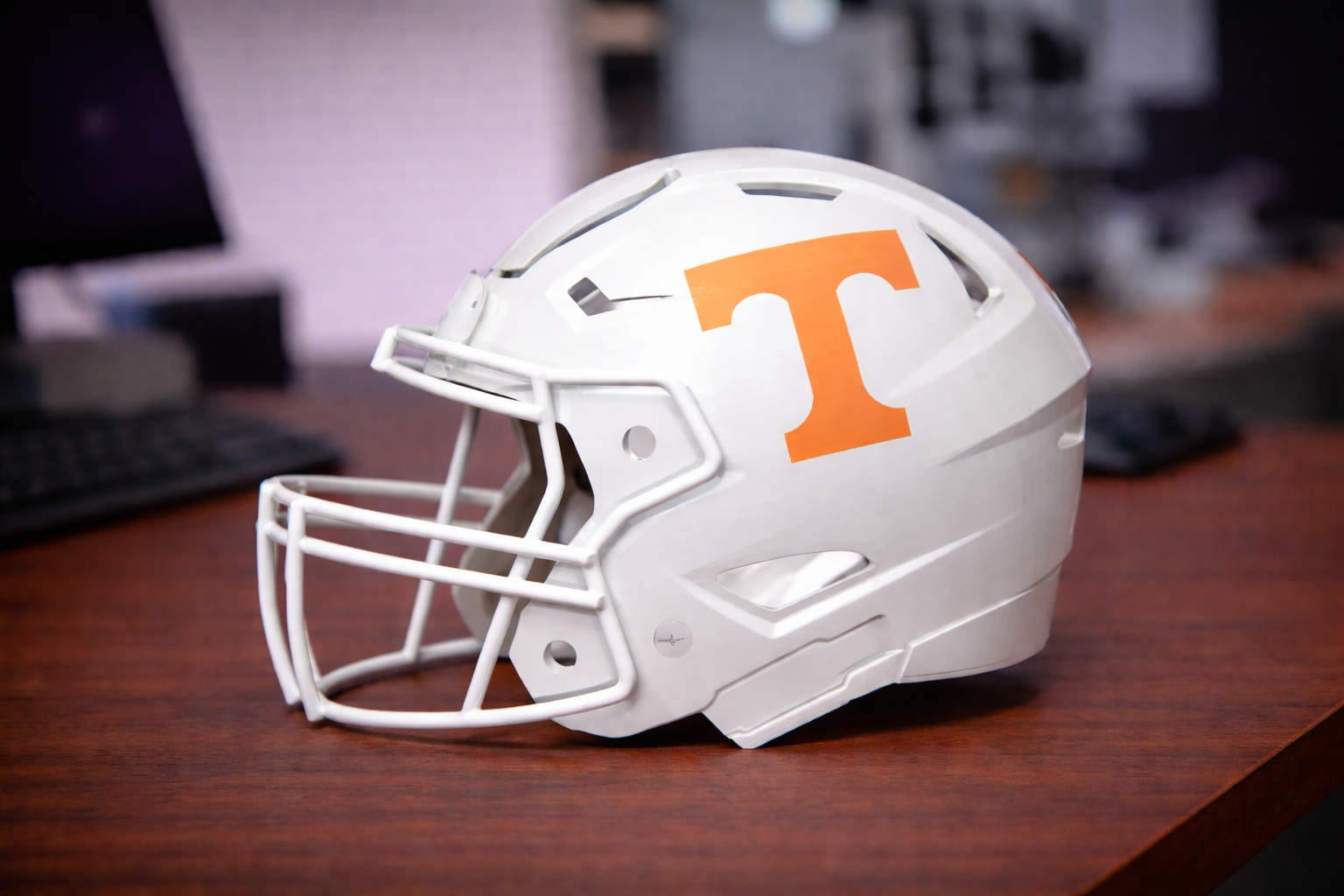 Tennessee Volunteers Football Helmet - No Stripe