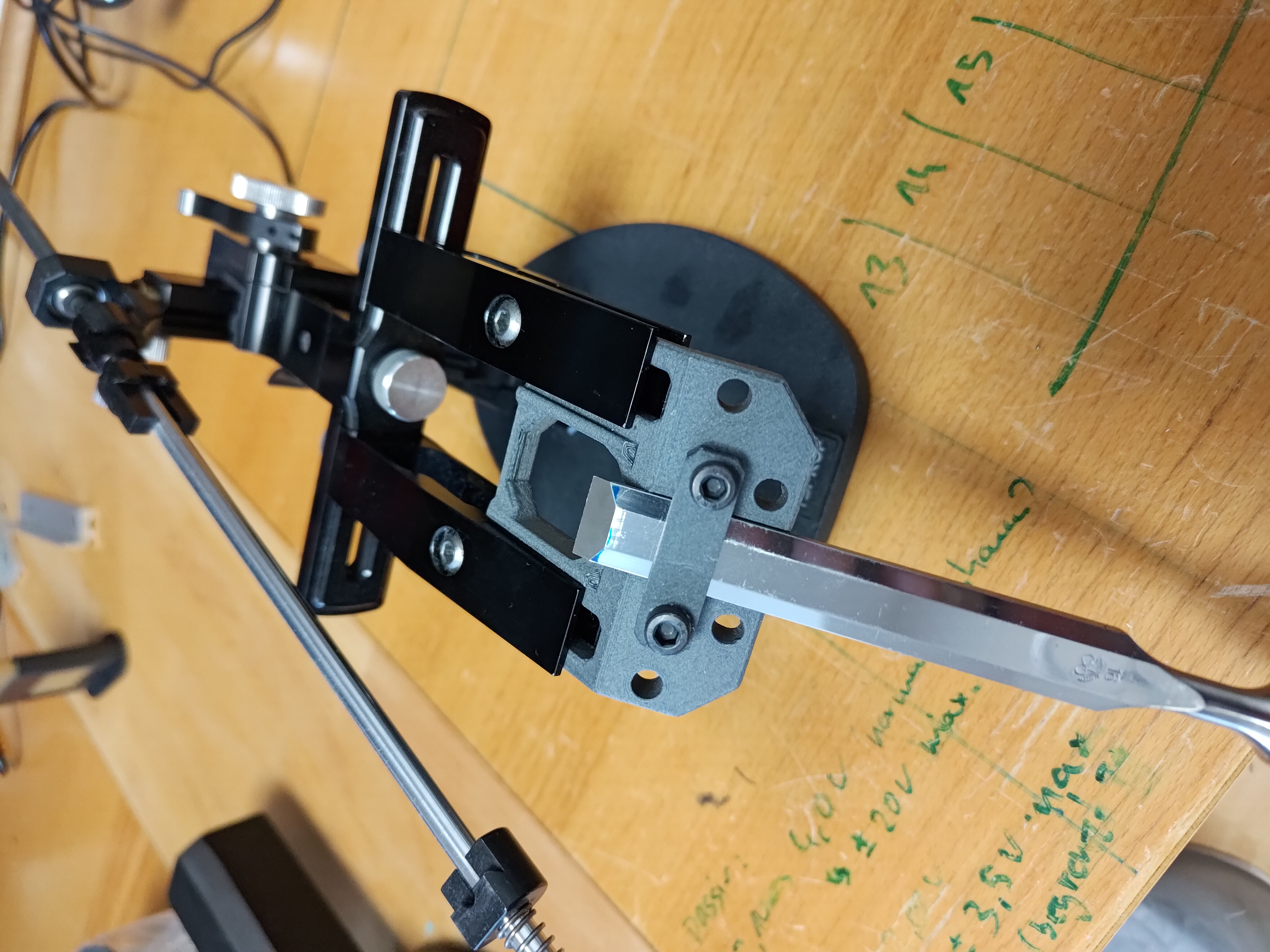 Chisel sharpening jig for TSprof Kadett or similar devices