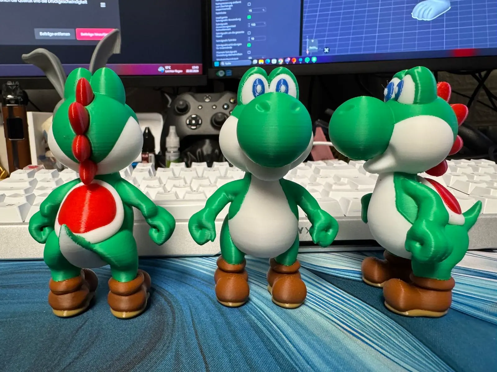 Yoshi Figurine Multicolor & Singlecolor