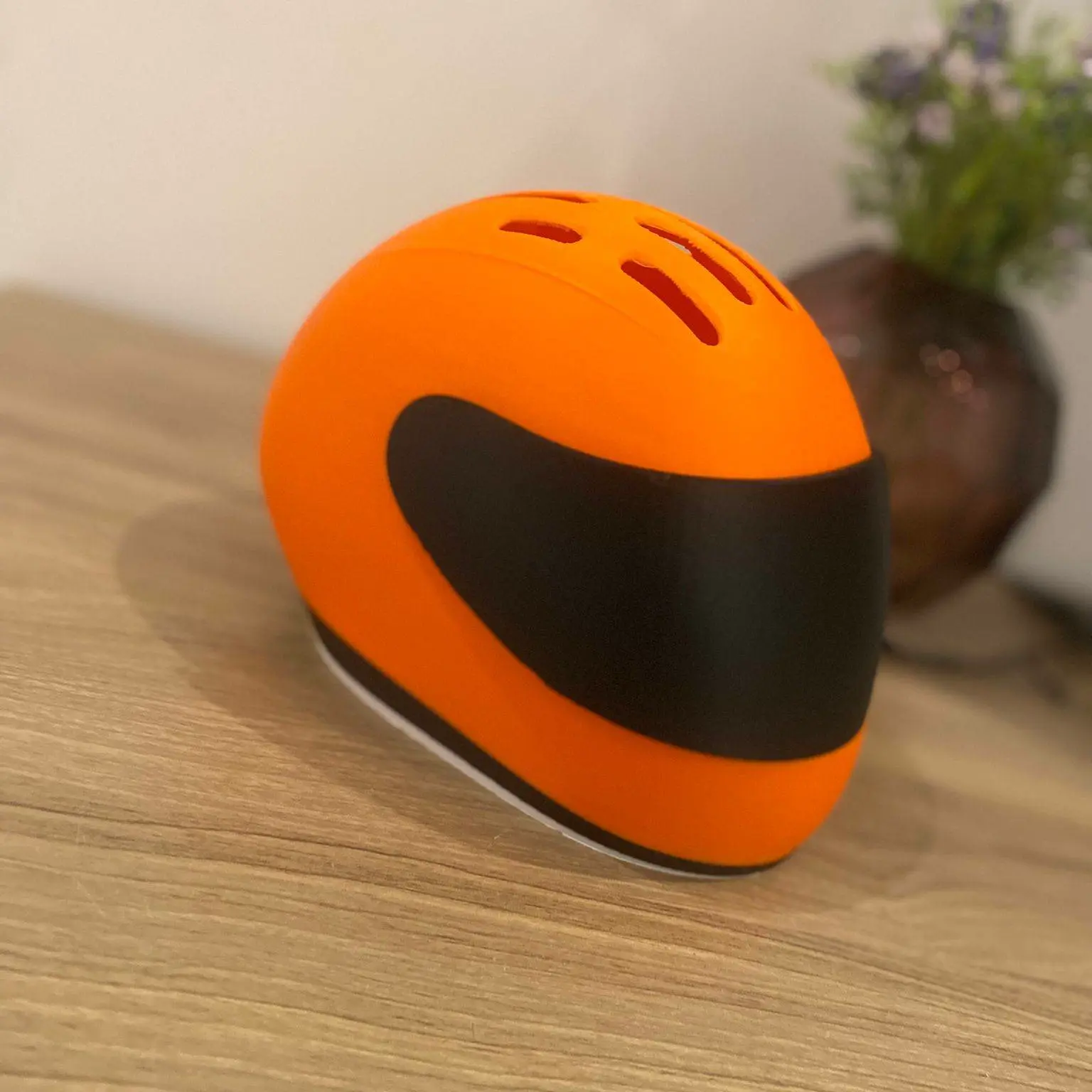 Motorcycle Helmet. minimal Support. Fast print