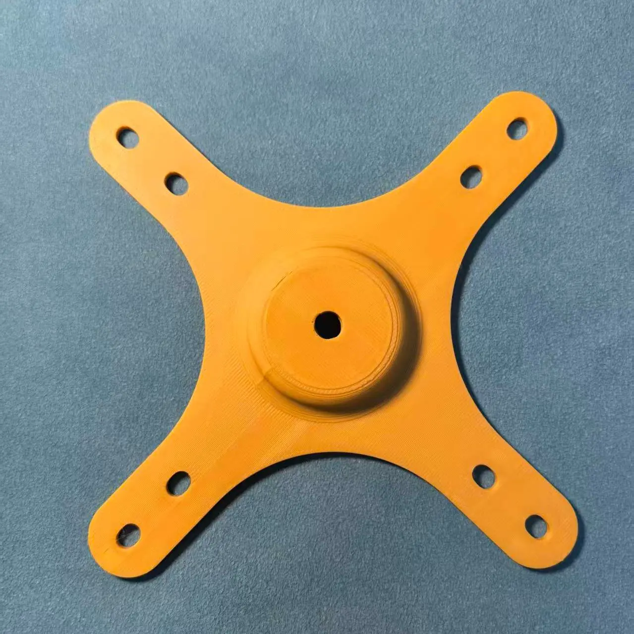 VESA to G-thread adapter plate, compatible with 75 and 100